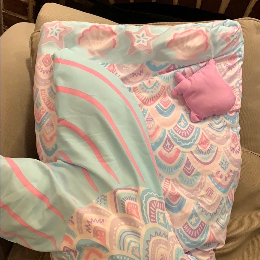 Mermaid tail “sleeping bag” (zipless)